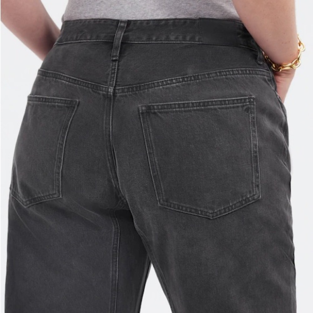 Madewell The Darted Barrel-Leg Jean - Picture 2 of 5
